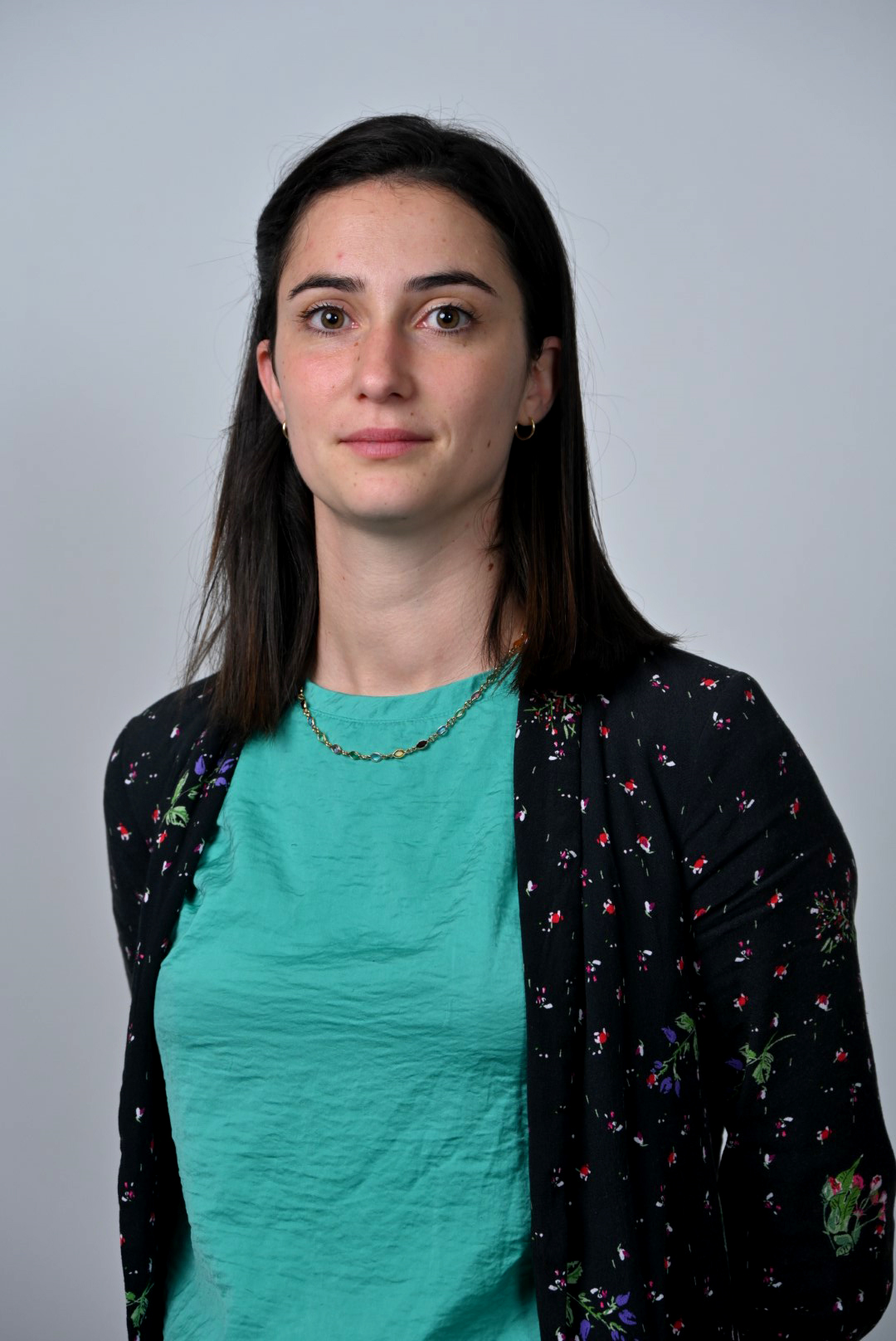 <div class="text_to_html">Fanny AZZID JOUANNIN</div>