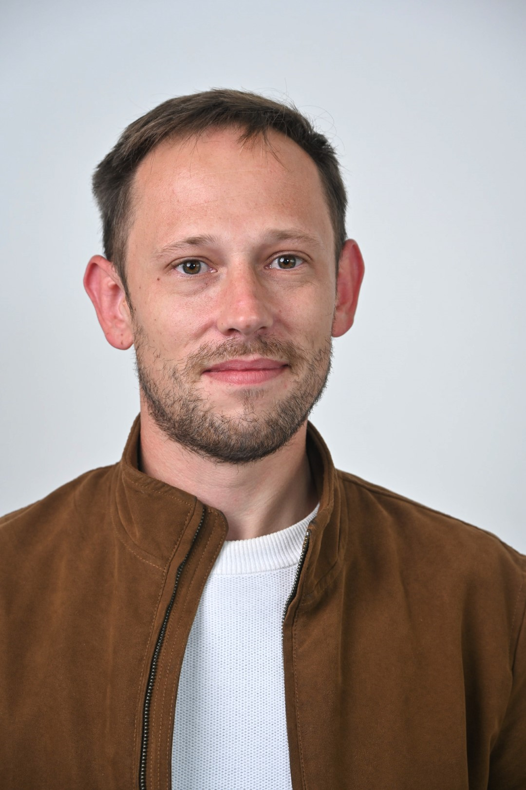 <div class="text_to_html">Joseph DOUGUET</div>