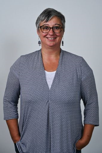 <div class="text_to_html">Emmanuelle POUPON</div>